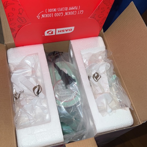 *BRAND NEW* Dash Everyday Ice Cream Maker - Picture 3 of 3